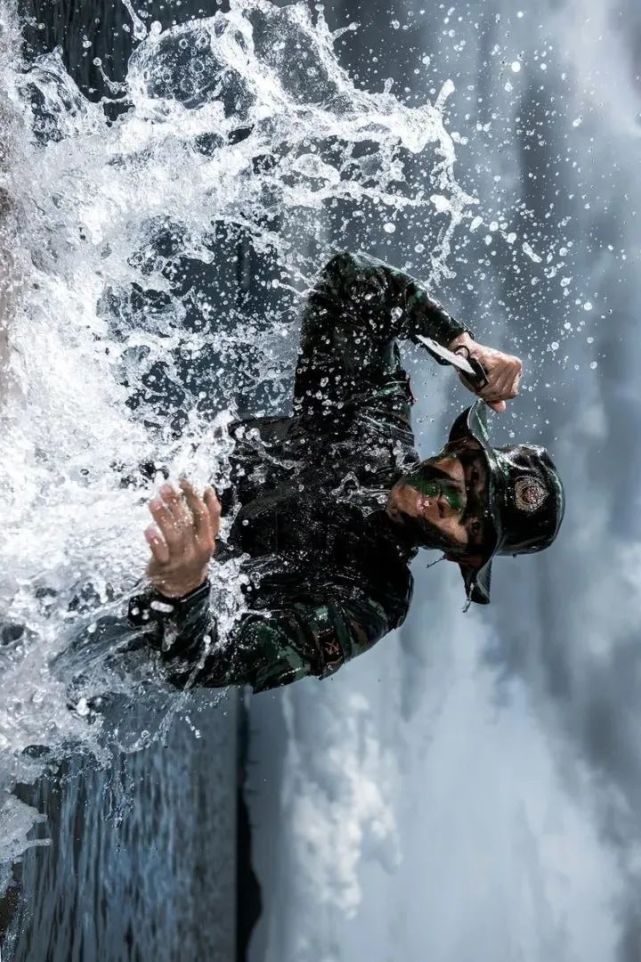 中国军人壁纸图片大全,荣耀与力量的象征,中国军人壁纸图片大全,荣耀与力量的象征之壁