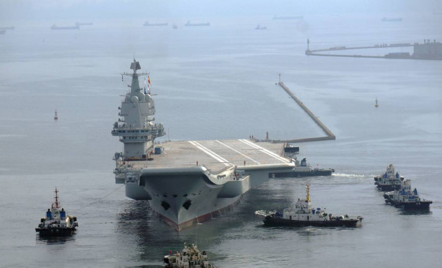 三十年成就辉煌，拥有十艘航母的辉煌历程，三十年辉煌成就，十艘航母见证中国海军力量崛起之路