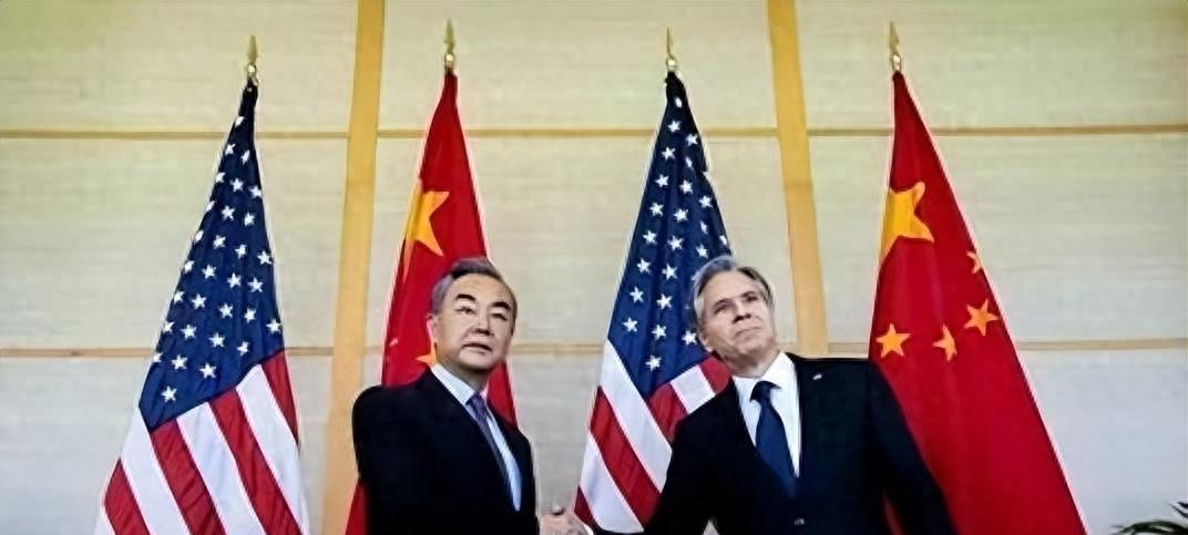 关于中国海军075型四号舰的最新消息，中国海军075型四号舰最新动态报道