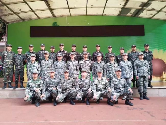 最新一期军事观察室深度解析,全球军事动态与中国国防力量展望,全球军事动态深度解析,中国国防力量展望与国防策略探讨——军事观察室最新一期报道