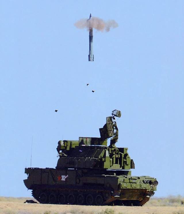 红旗-17号导弹,中国国防力量的璀璨明珠,红旗-17号导弹,中国国防力量的耀眼明珠