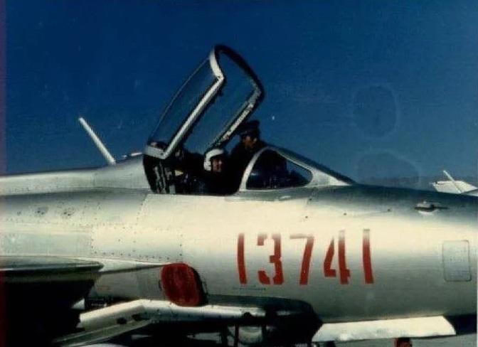 中国空军的编制概述,中国空军编制概览