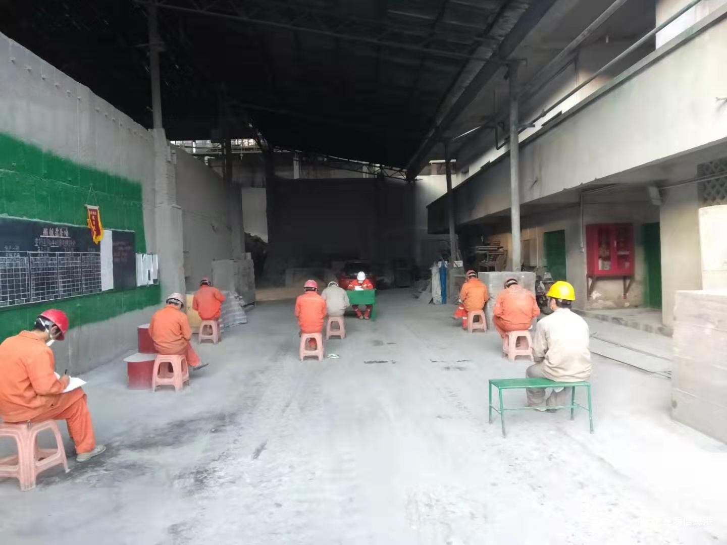 昆明舰，中国海军力量的新篇章，中国海军新篇章，昆明舰的力量展示