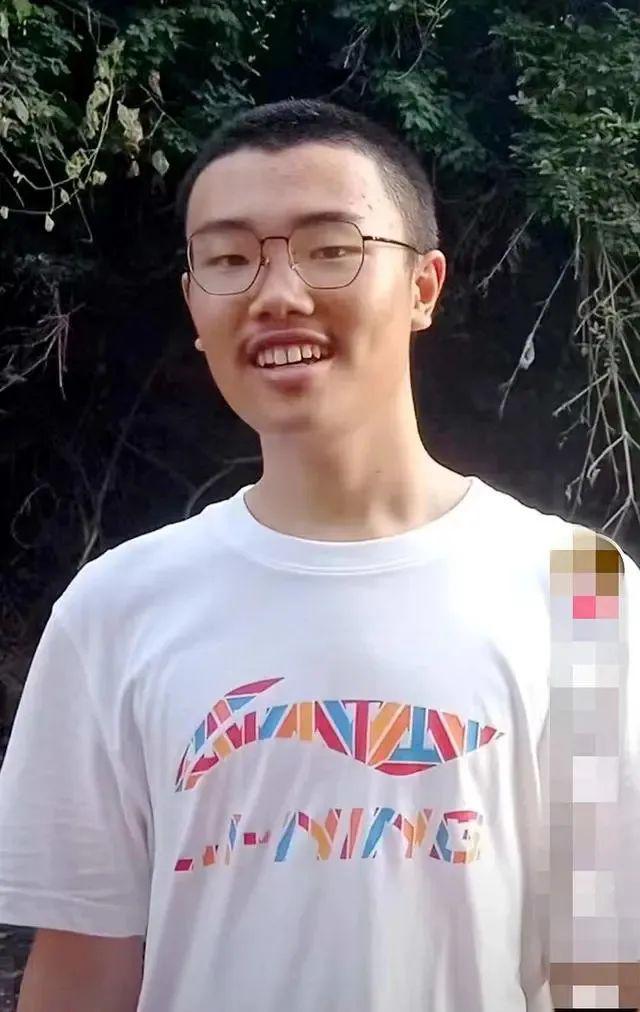 今日头条新闻揭秘胡鑫宇事件,今日头条独家揭秘胡鑫宇事件真相