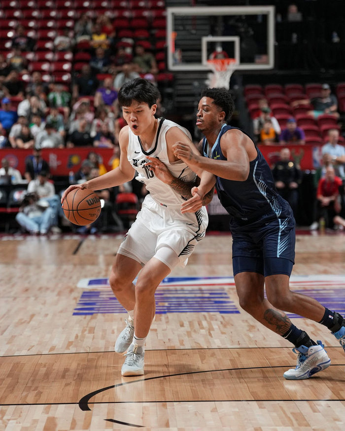 关于澳门生肖文化的研究与探讨——以澳门六肖展望至2025年,澳门生肖文化深度研究,展望六肖至2025年