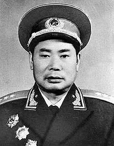 中国人民志愿军,司令兼政治委员的辉煌篇章,中国人民志愿军司令兼政治委员的辉煌历程