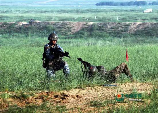 朱日和训练基地,军事训练的前沿阵地与后勤枢纽,朱日和训练基地,军事训练前沿与后勤核心阵地