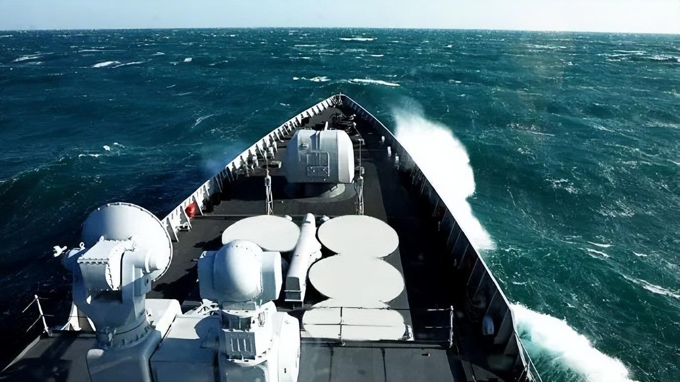 关于中国海军052C型导弹驱逐舰共有多少艘的研究分析,中国海军052C型导弹驱逐舰数量研究分析