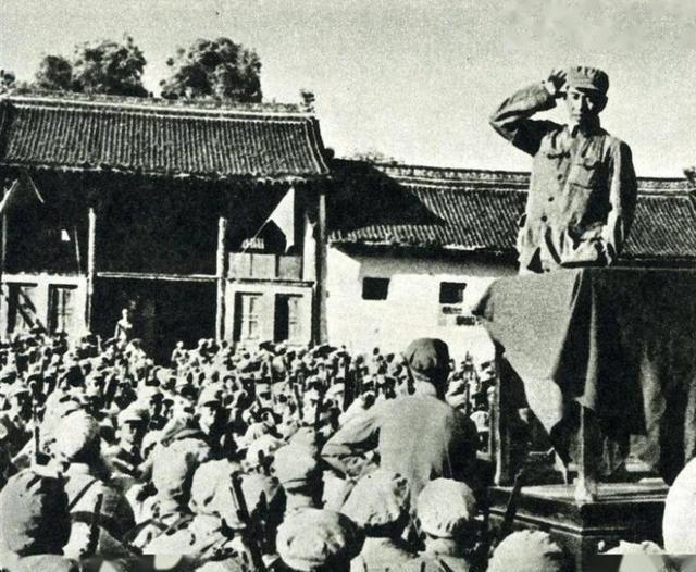 中国人民志愿军在朝鲜的牺牲，英勇无畏，永垂不朽，中国人民志愿军在朝鲜的英勇牺牲，无畏精神，永垂不朽