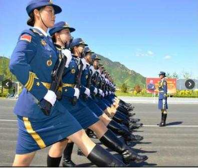 中国女兵方队身高揭秘,一道独特的风景线,中国女兵方队身高揭秘,独特风景线展英姿