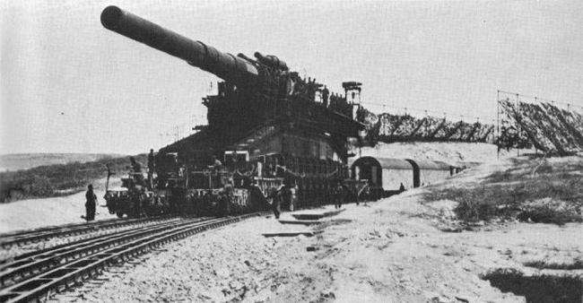 古斯塔夫巨炮与卡尔臼炮,两大巨炮的对比与评估,古斯塔夫巨炮与卡尔臼炮,两大巨炮的对比与深度评估