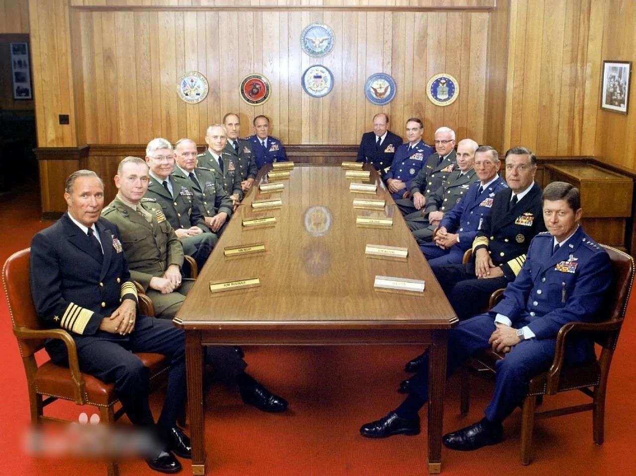 总参谋长的职位概述与重要性,总参谋长职位概述及其重要性