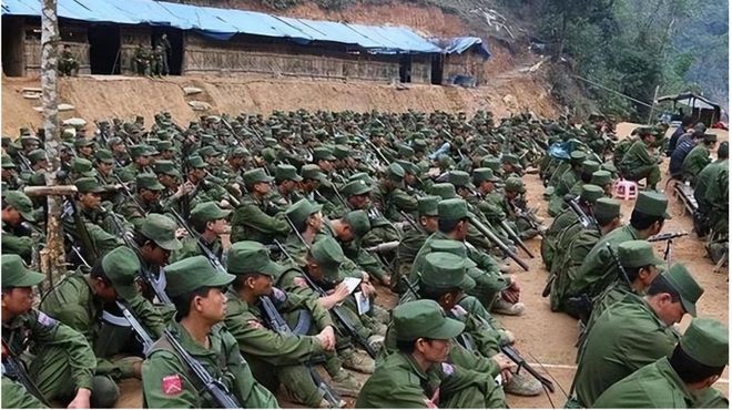 缅甸政府军与果敢同盟军激烈交火,冲突背后的复杂因素,缅甸政府军与果敢同盟军冲突,背后复杂因素的较量