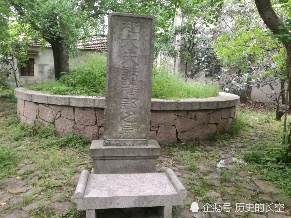 邓稼先的墓,历史的记忆与精神的永恒,邓稼先之墓,历史的记忆与不朽精神