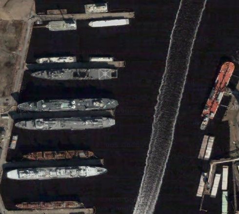 中国卫星拍摄美军基地,揭示全球视野下的战略平衡与挑战,中国卫星拍摄揭示美军基地内幕,全球战略平衡的挑战与透视