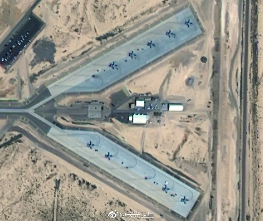 中国卫星拍摄美军基地,揭示全球视野下的战略平衡与挑战,中国卫星拍摄揭示美军基地内幕,全球战略平衡的挑战与透视