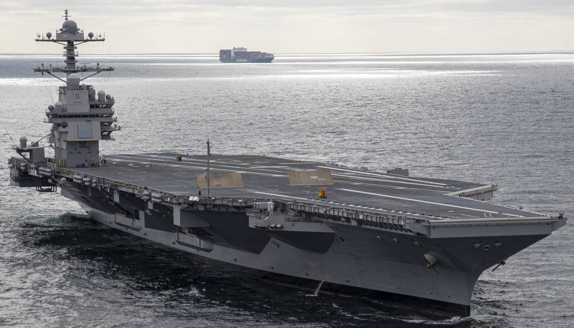 福特号航空母舰照片,揭示美国海军力量的强大象征,福特号航空母舰照片,美国海军力量的强大象征