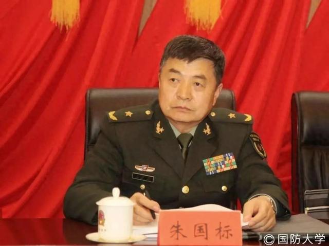 武警范凌将军简历,忠诚卫士的卓越生涯,武警范凌将军卓越生涯,忠诚卫士的生平简介