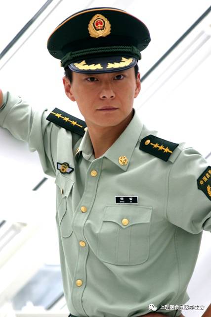 解放军与武警衣服区别,深入解析两者制服的不同之处,解放军与武警制服差异解析,深入探究两者衣服的区别