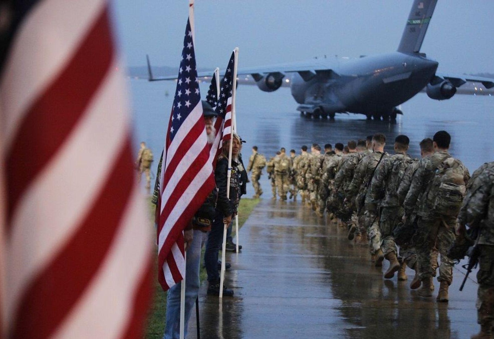 美国向台湾出售武器的背后原因,美国向台湾出售武器的背后动机揭秘