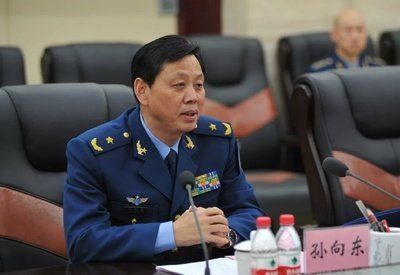 现任空降兵十五军孙军长,辉煌军事生涯的简要回顾,现任空降兵十五军孙军长辉煌军事生涯概览