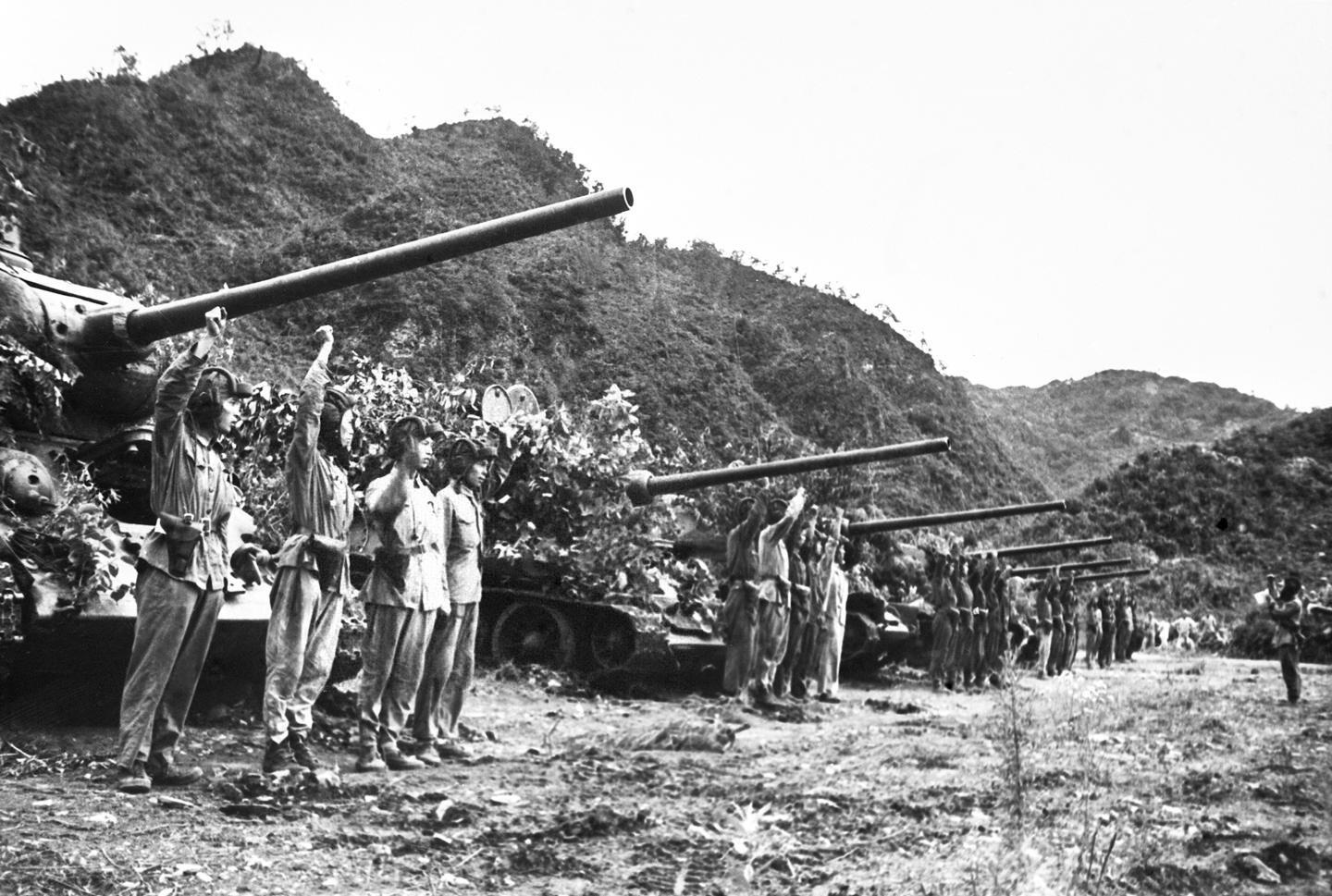 中国人民志愿军在1950年10月19日的英勇壮举,中国人民志愿军在朝鲜战争中的英勇壮举,纪念1950年10月19日的历史时刻