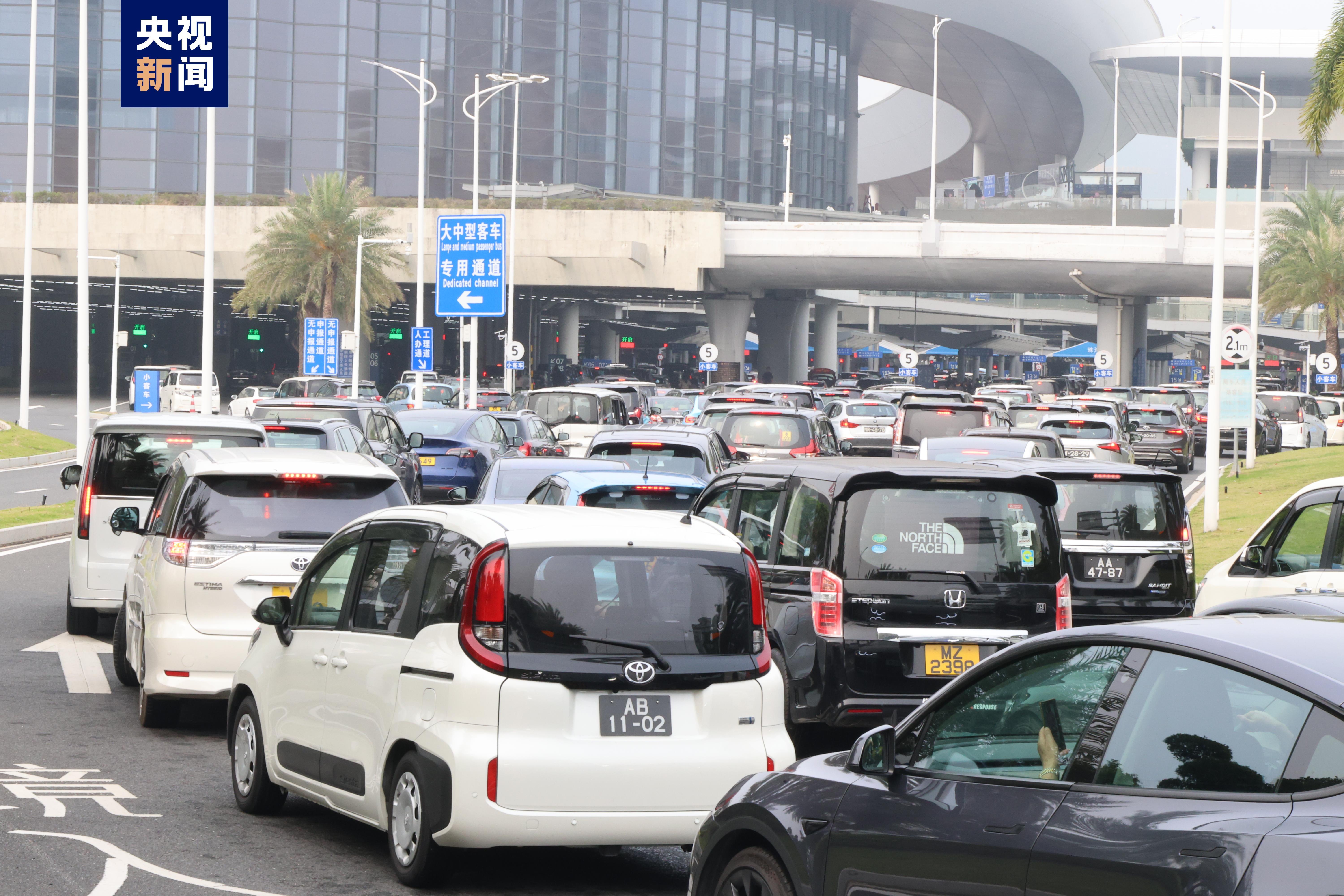 探索未来,澳门正版免费资本车的机遇与挑战,澳门正版免费资本车,机遇与挑战的探索之路