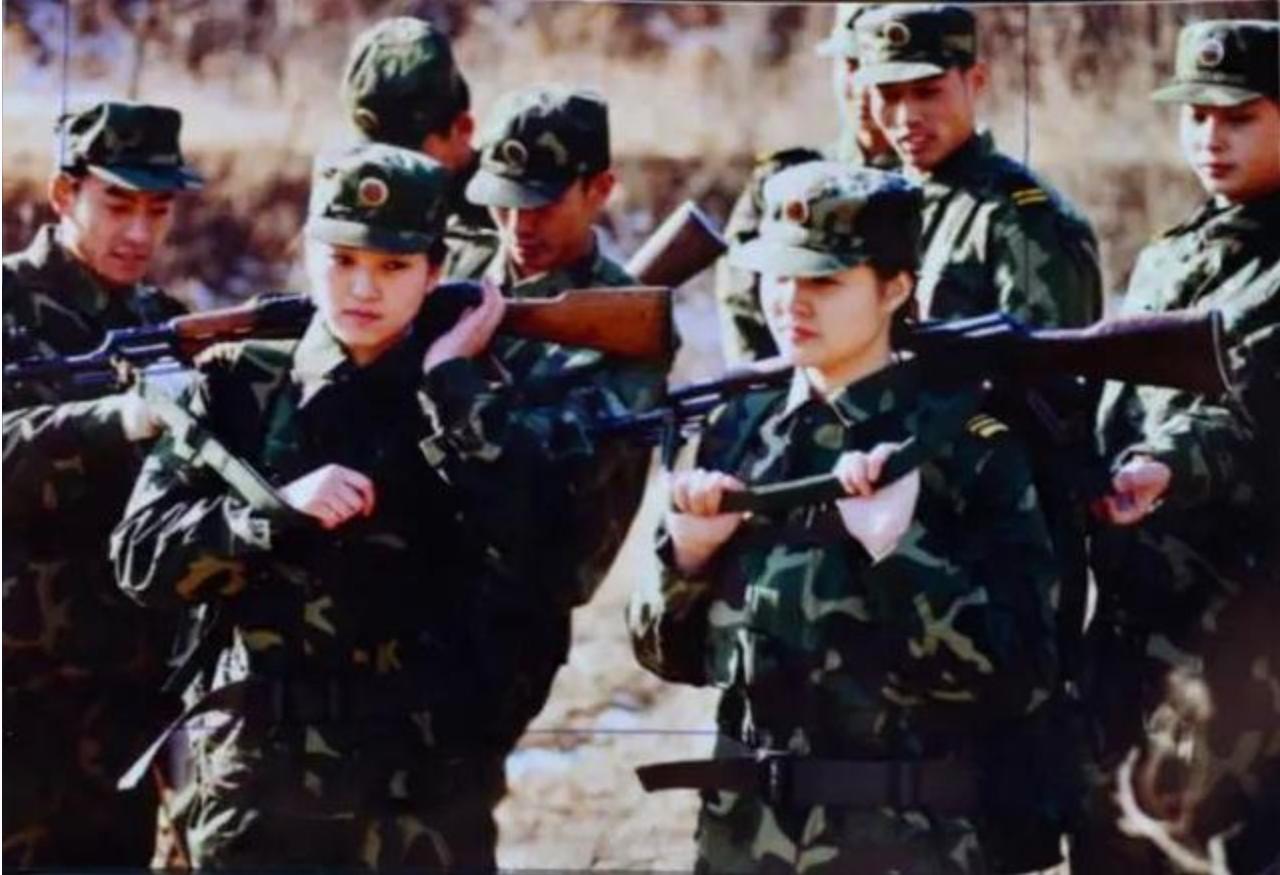 探索中国军队的新风貌,87式士兵军装,揭秘中国军队新风貌,87式士兵军装风采展示