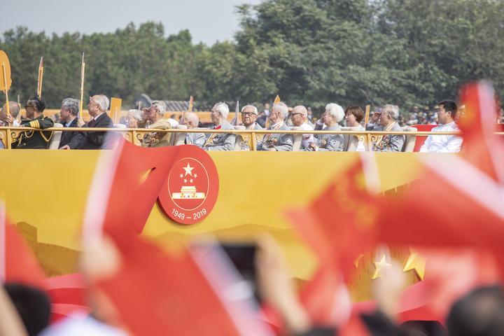 荣耀时刻,19年大阅兵中的老兵方阵,荣耀时刻,老兵方阵亮相19年大阅兵