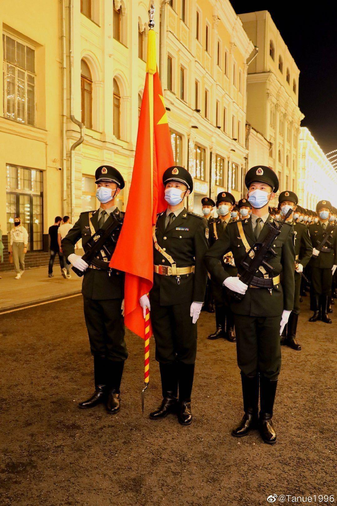 中国人民解放军在俄罗斯阅兵,展现大国力量与军事合作的深刻意义,中俄军事合作展现大国力量,中国人民解放军在俄罗斯阅兵盛典