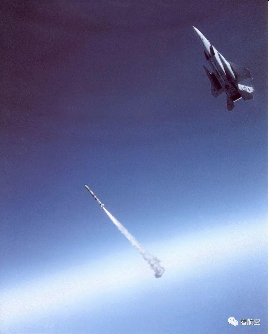 高超声速飞行器技术难点探析,高超声速飞行器技术难点深度解析