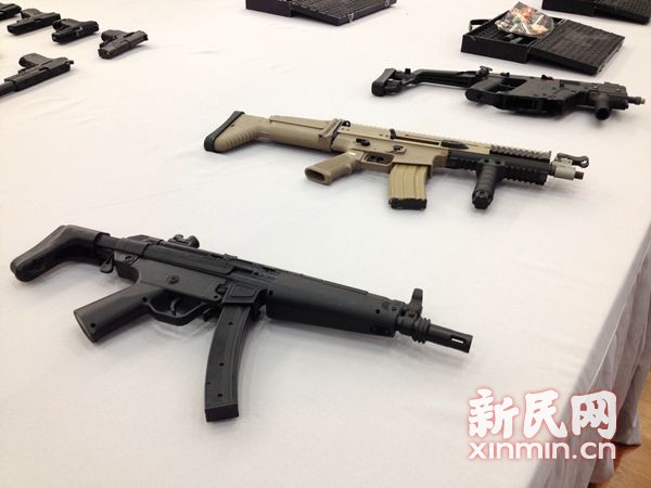 仿真枪械,理解其背后的真实含义,仿真枪械,背后的真实含义探究