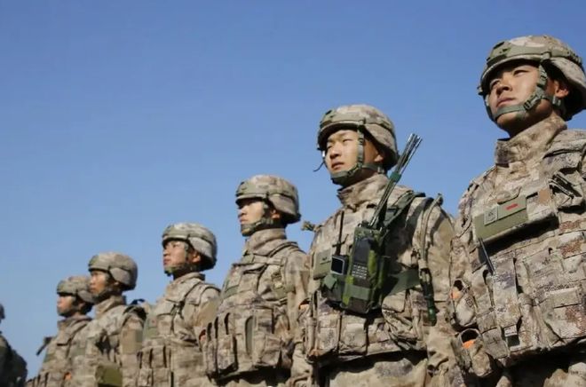 星空迷彩与丛林中的探索,解读中国军队21式丛林迷彩服,中国军队21式丛林迷彩服,星空迷彩与丛林探索的完美结合