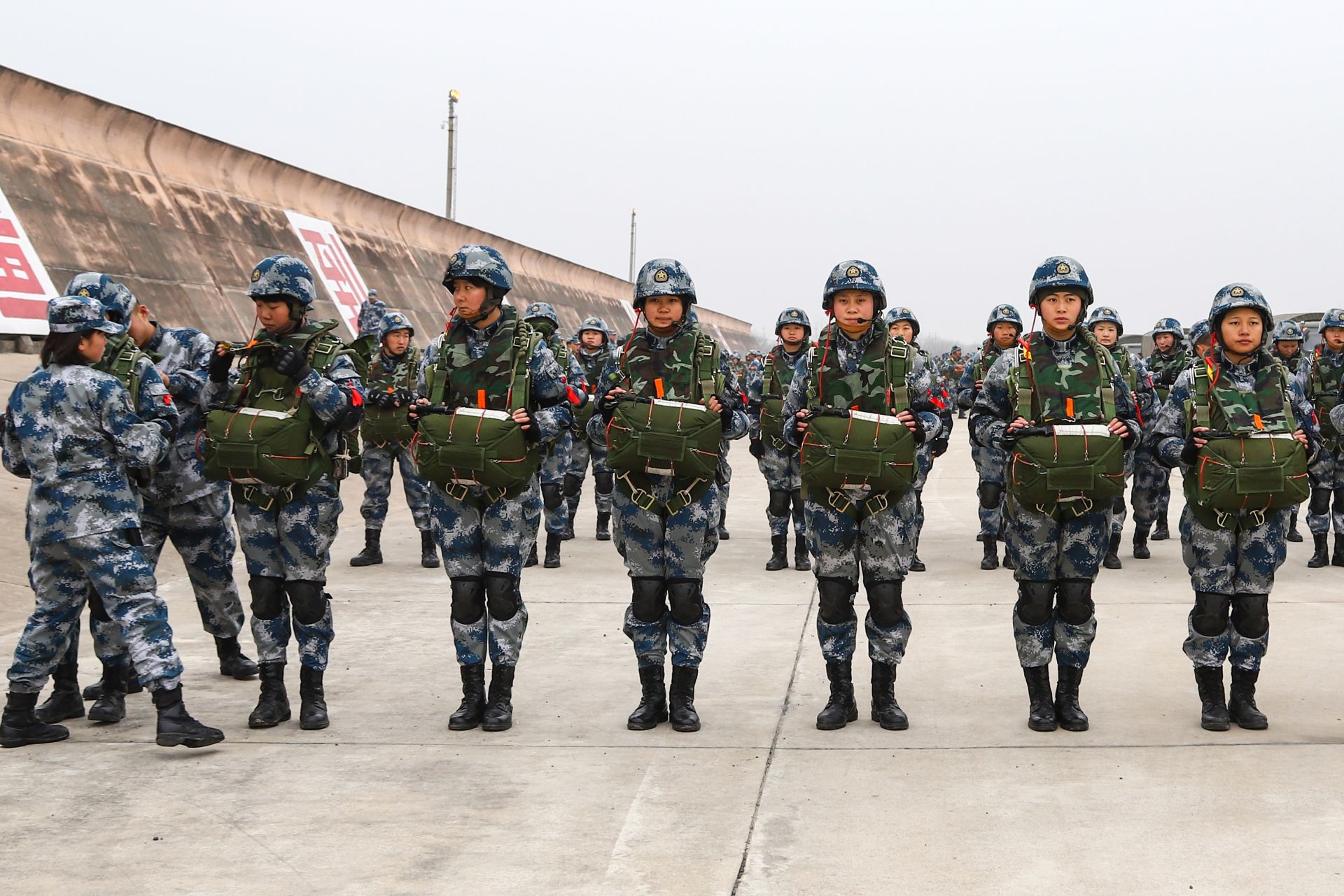 空降兵第15军43旅,荣耀与担当,空降兵第15军43旅,荣耀与担当的战场传奇