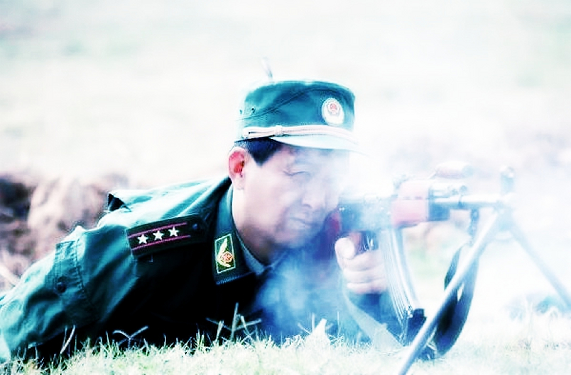 丁小兵负伤照片高清,英雄的瞬间与永恒的记忆,丁小兵负伤瞬间,英雄的瞬间与永恒的记忆(高清照片)