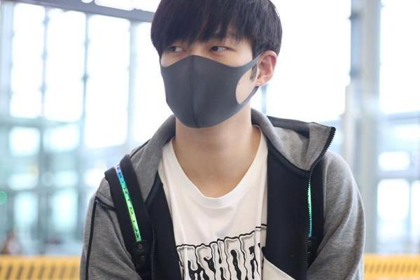 刘伯温四肖选一