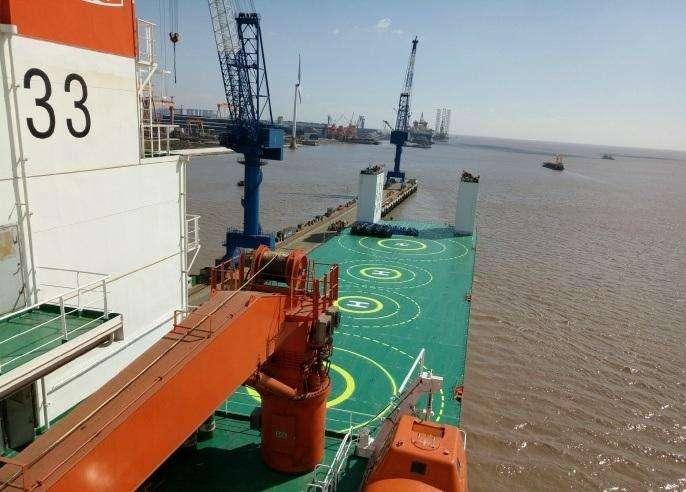 振华三十三载辉煌历程，揭秘振华33半潜船的创新之旅，振华三十三载辉煌历程，揭秘半潜船创新之旅