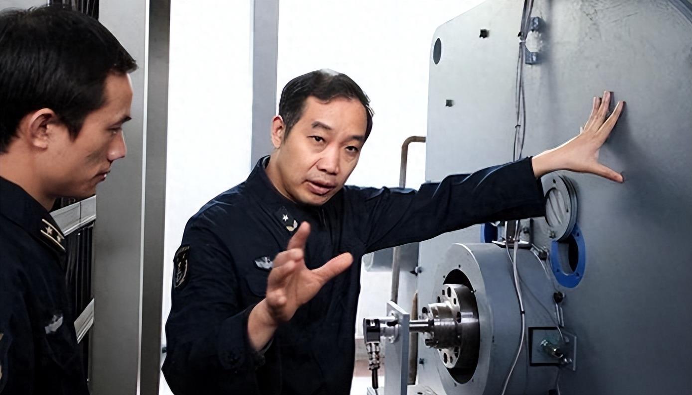 国产航母003预计下水时间,技术突破与大国海军建设的里程碑,国产航母003下水在即,技术突破与海军建设的里程碑时刻