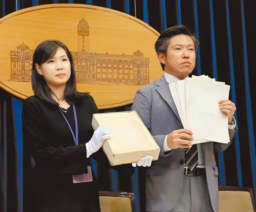 当前台海形势论文，复杂背景下的动态分析与展望，复杂背景下的动态分析，前台海形势论文与展望