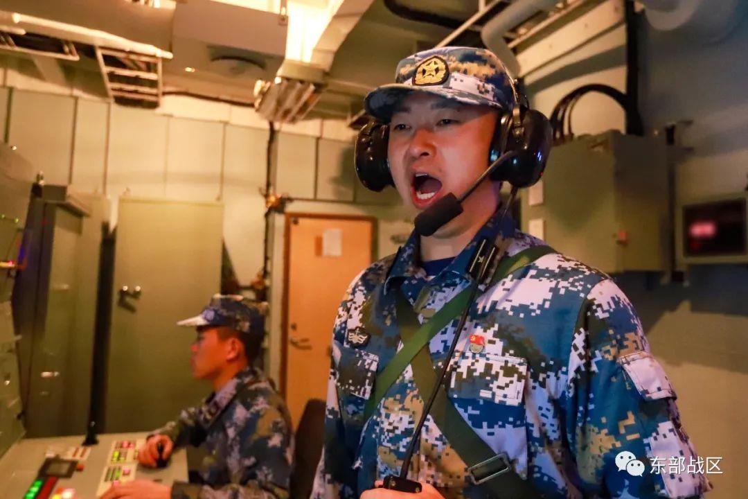 温州舰与上一代传奇,传承与创新的力量,温州舰与传奇传承,创新力量的传承与展现