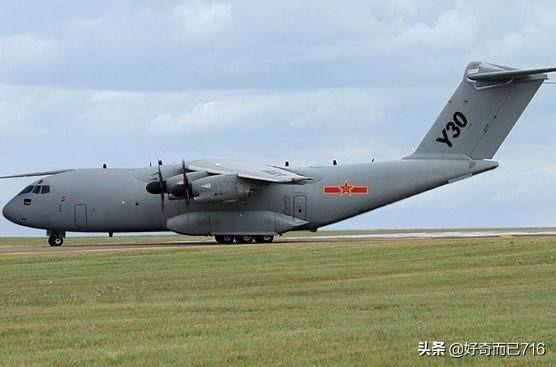 四发军用运输机的卓越性能及其在军事领域的应用，四发军用运输机的性能优势及其在军事领域的应用