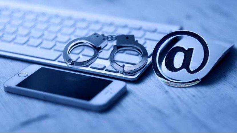 歼7战斗机能装备多少枚空空导弹，技术细节与中国空军力量，歼7战斗机装备能力揭秘，技术细节与中国空军力量之空空导弹装备数量探究