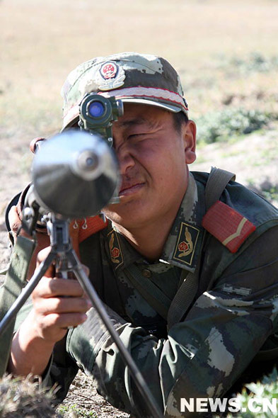 新疆火箭军司令员的卓越领导与无私奉献，新疆火箭军司令员，卓越领导与无私奉献的典范