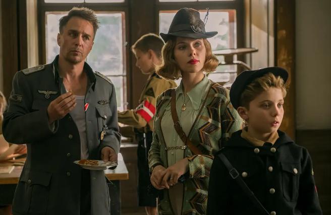 女纳粹的裤裆藏手榴弹,历史阴影下的离奇事件,女纳粹裤裆藏手榴弹,历史阴影下的离奇篇章