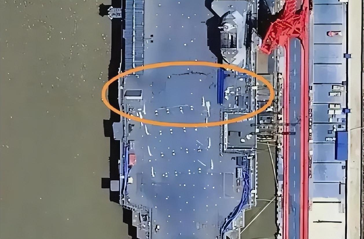 纸板制作航空母舰模型