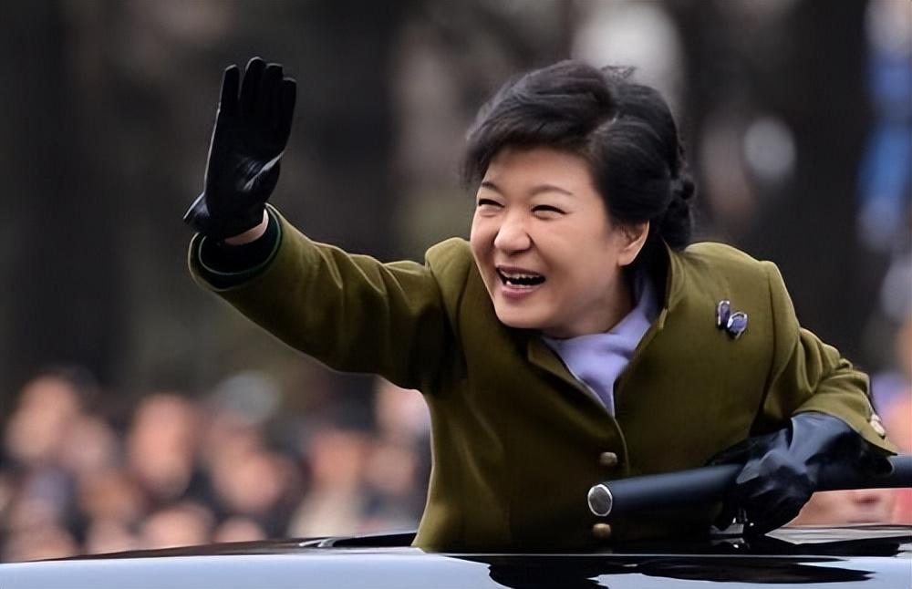 韩国总统文在寅卸任的原因与影响分析，韩国总统文在寅卸任，原因探究与影响分析