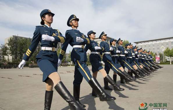 仪仗队男生身高标准，探究与解析，仪仗队男生身高标准，探究与详解