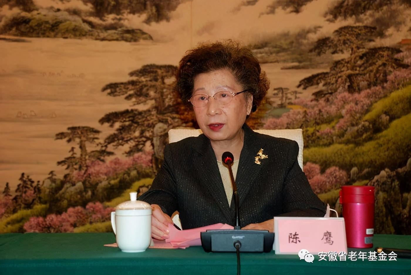 丁小兵个人事迹，英勇无畏的军人典范，丁小兵，英勇无畏的军人典范，事迹震撼人心