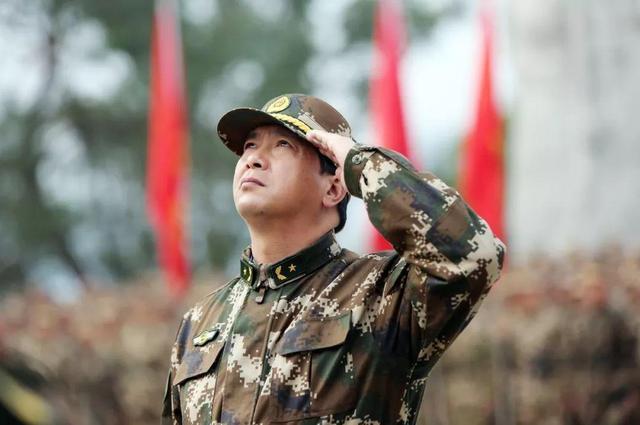 丁晓兵现在的风采与成就，丁晓兵的风采与成就概览