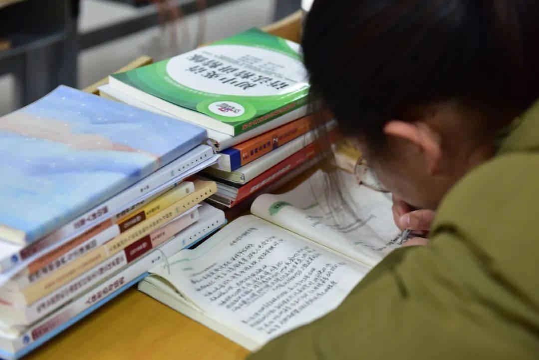大专当兵两年回来专升本，探索军旅生涯与学历进阶之路，大专当兵两年回校专升本，军旅生涯与学历进阶的双重收获之路